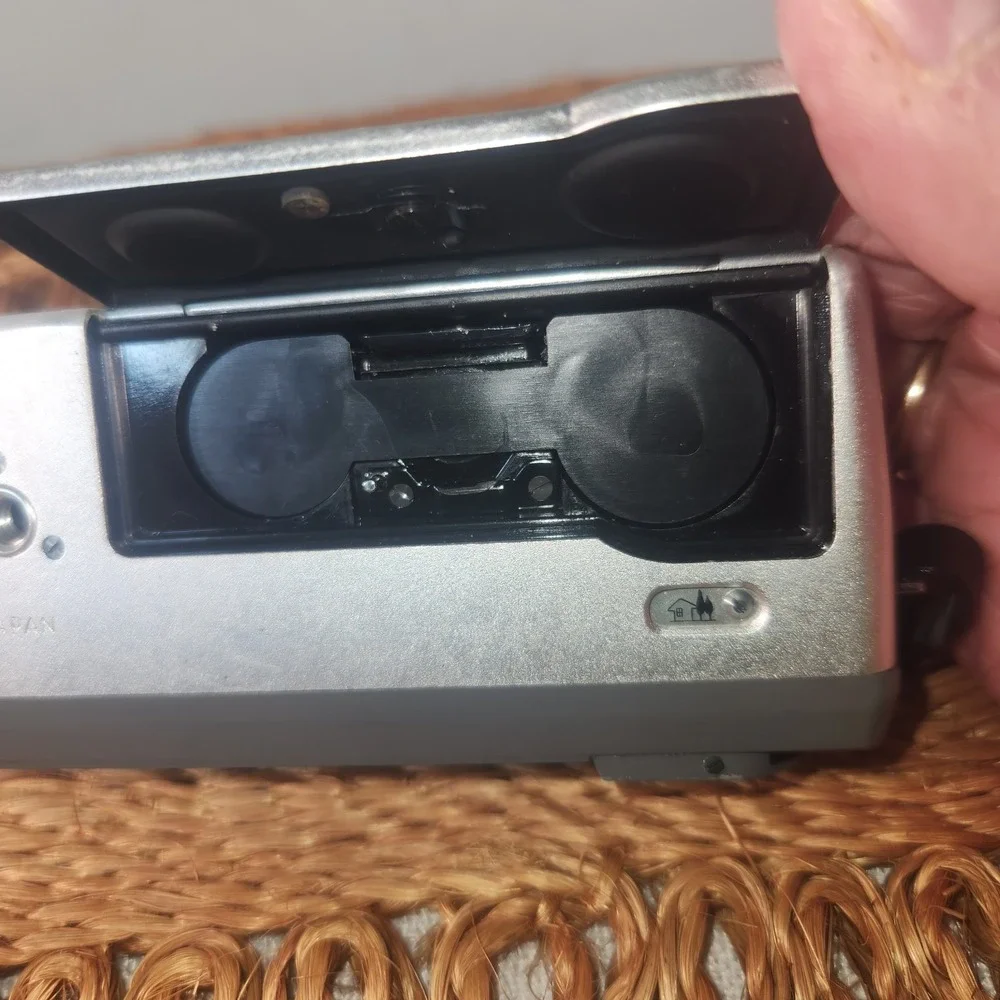 Vintage Minolta-16 Subminiature 16mm Film Camera Compact Spy Camera Shutter Work